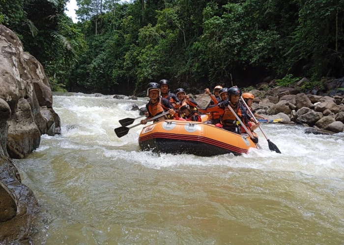 Olahraga Ekstrem Air Salah Satunya Adalah Arung Jeram