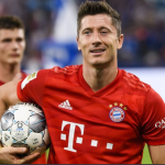 Robert Lewandowski Pemain Sepak Bola Profesional