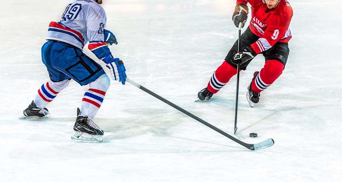 Olahraga Lapangan Es Dalam Bermain Keseruan Hockey