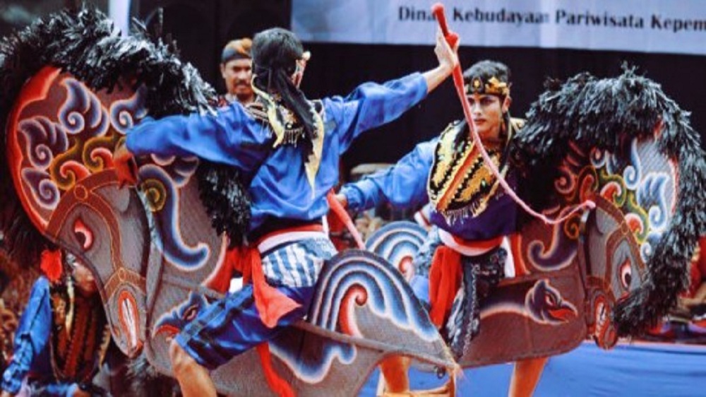 Pertunjukan Kesenian Tradisional Di Indonesia Kuda Lumping