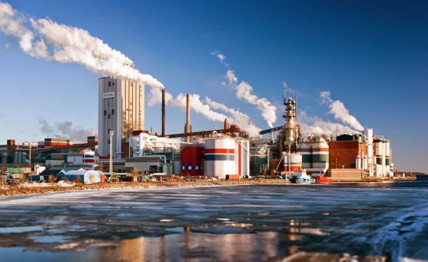 Bangunan Industri Atau Sebuah Pabrik Pusat Produksi