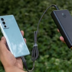 Perangkat Pengisian Handphone Dengan Adanya Powerbank