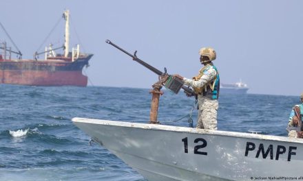 Sekelompok Penjahat Perompak Di Beberapa Kapal