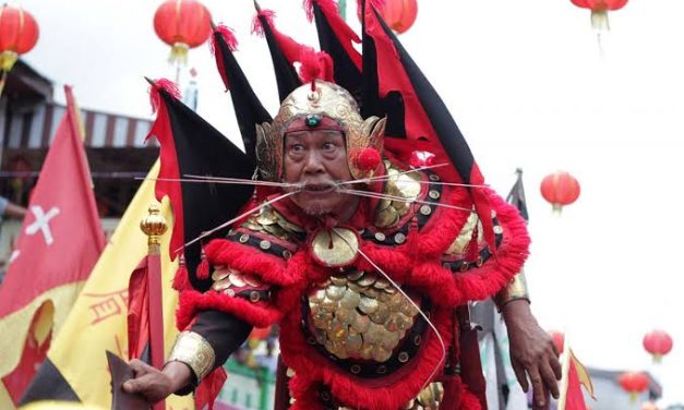 Peserta Atraksi Tatung Di Wilayah Kalimantan