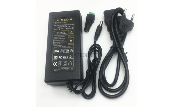 Perangkat Elektronik Adaptor Sebagai Penyesuai Kelistrikan