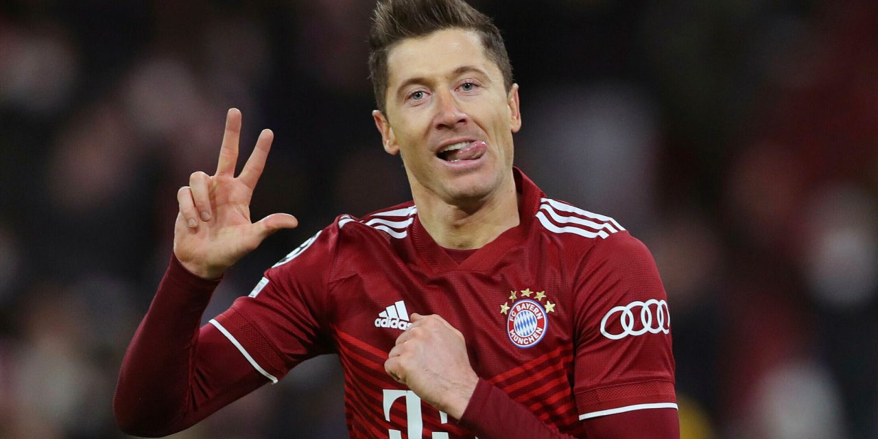 Pemain Unggul Lewandowski Pesepakbola Asal Polandia