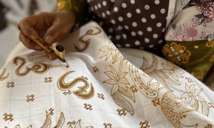 Warisan Berharga Budaya Indonesia Sebuah Kain Batik